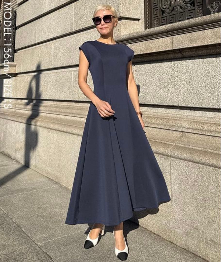 完売✨JENNE フレンチ美シルエットとろみワンピース ネイビーM