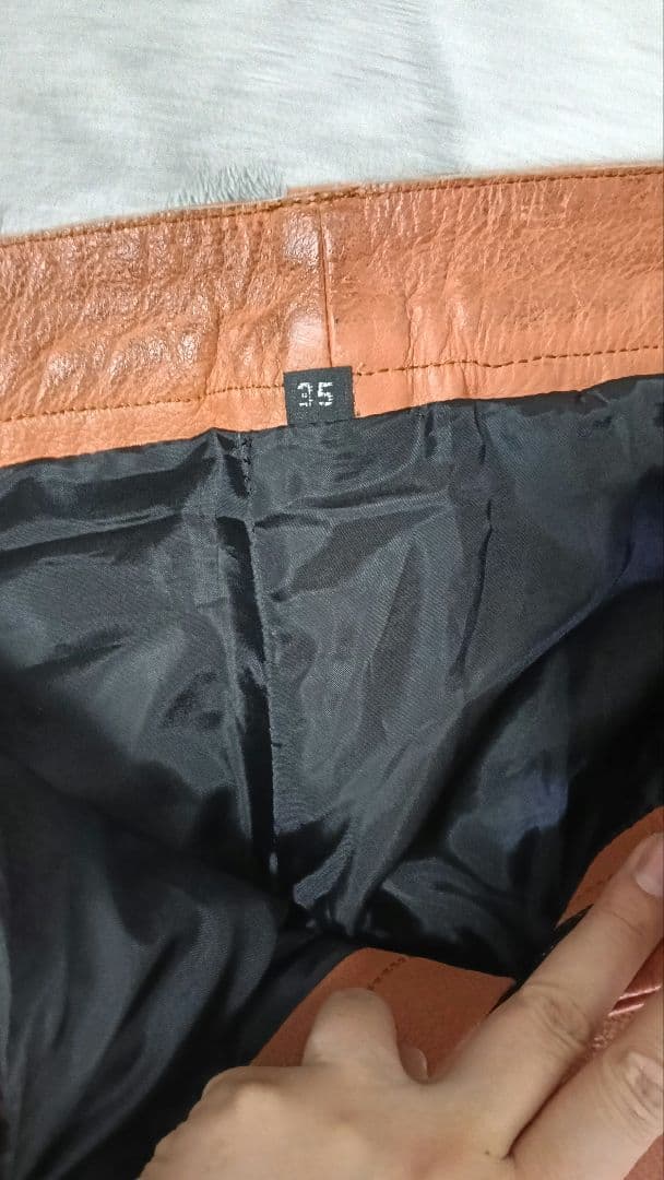 ゴ*ン様 ライダースパンツ　本皮　35インチ