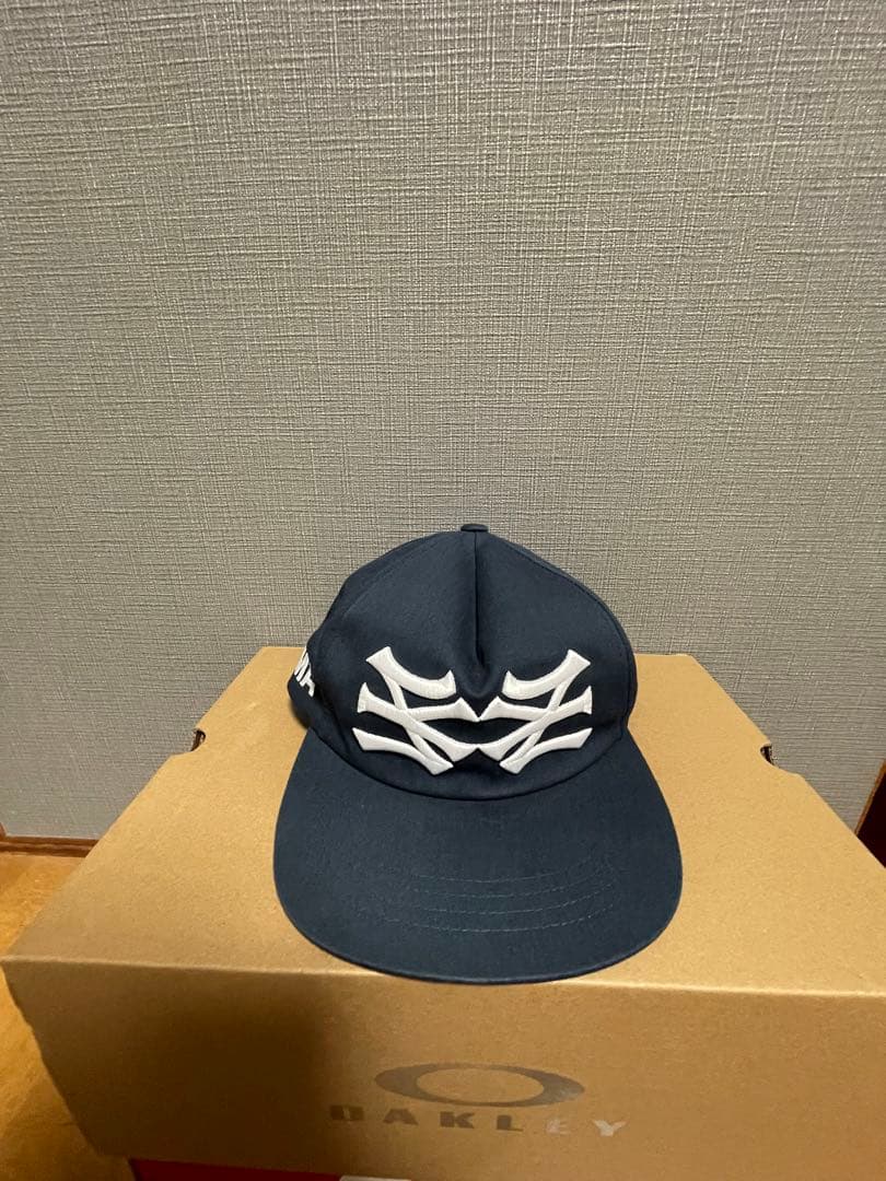 oMA キャップ　ネイビー　廃盤