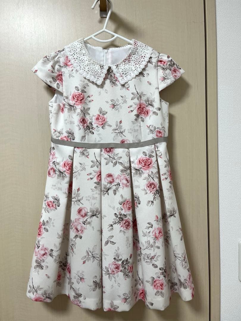 プティマイン、エル　フォーマルドレス 120cm 2組セット売り