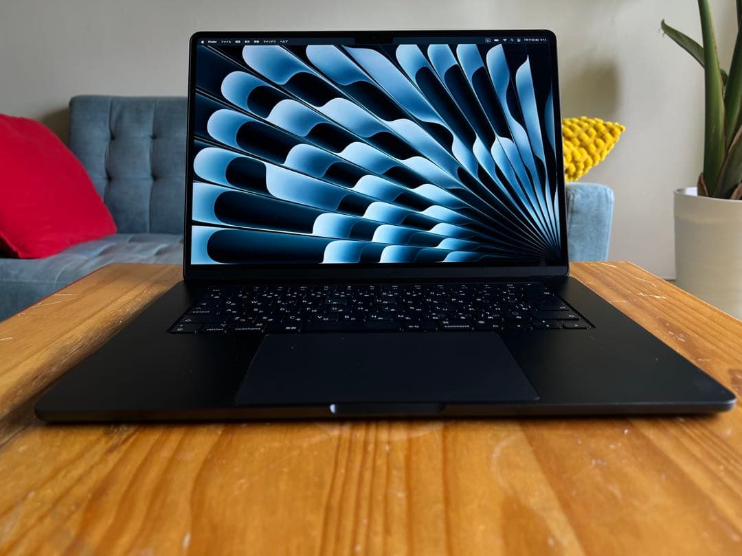 apple MacBook Air 15インチ　M2　ミッドナイト