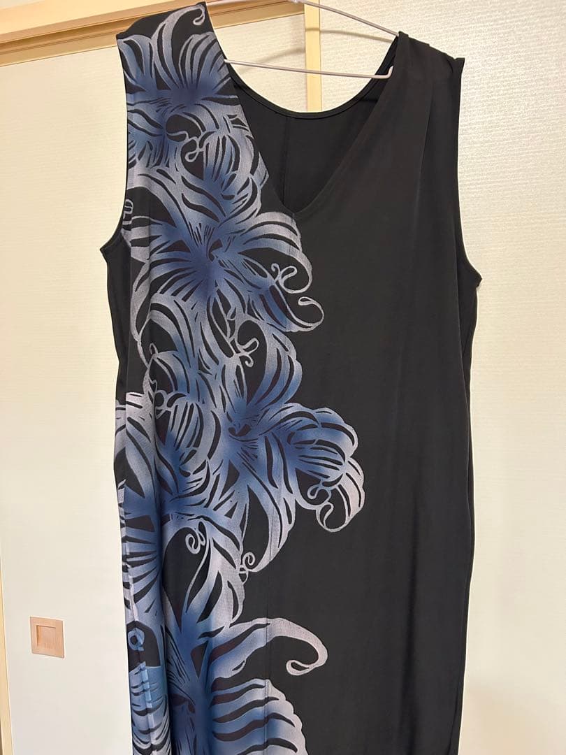 ヨーカン　リリー柄ノースリーブVネックジャンパースカートワンピース　yokang