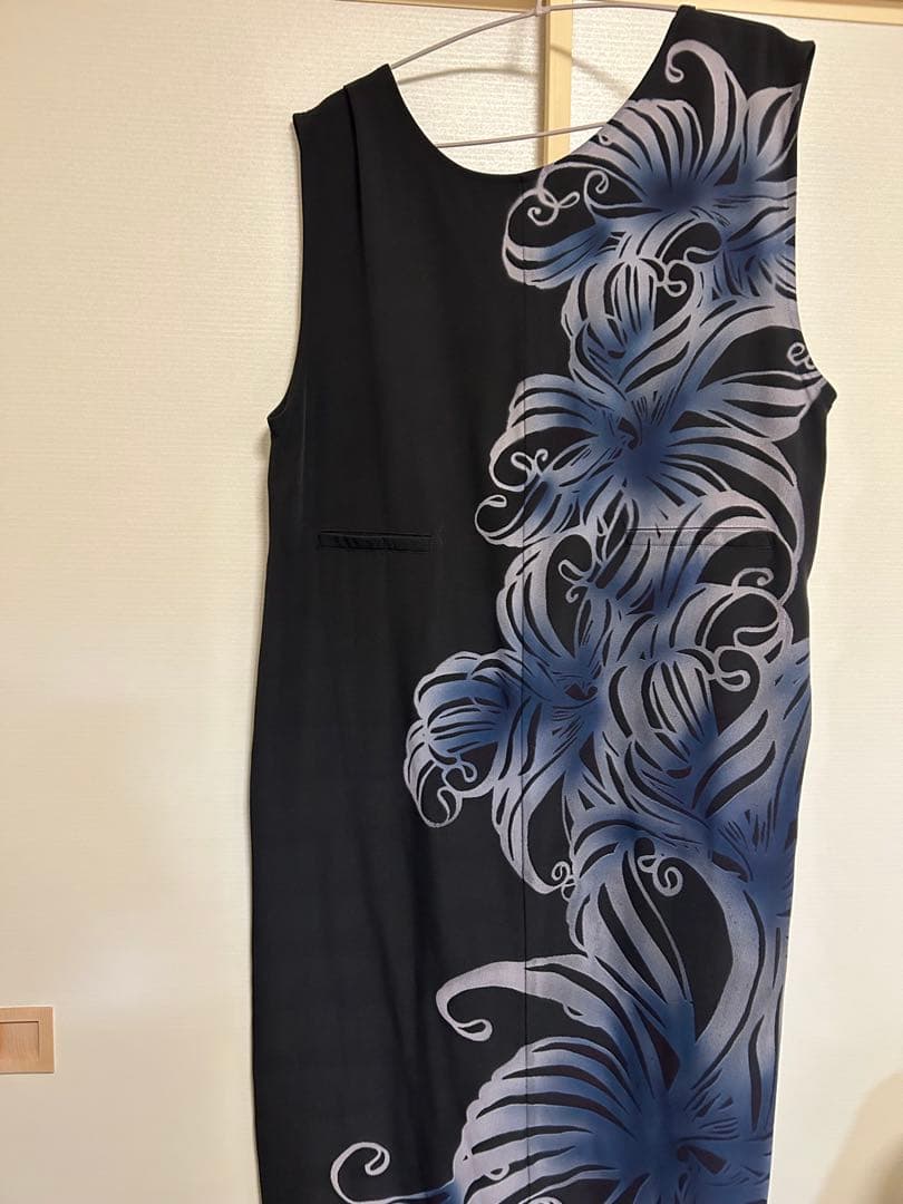 ヨーカン　リリー柄ノースリーブVネックジャンパースカートワンピース　yokang