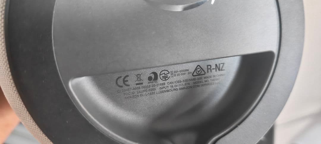 Amazon Echo Show 10第3世代 スマートスピーカー 難有り