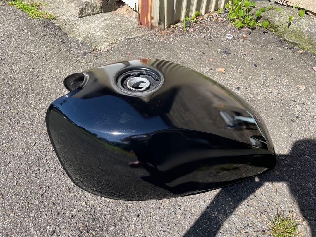 ゼファー400 ガソリンタンク 燃料タンク フューエルタンク 値下げ交渉OK