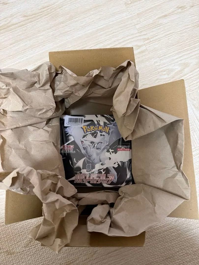 ホワイトフレアボックス　シュリンク付き スタートデッキ100バトルコレクション
