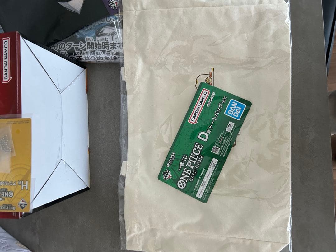 ワンピースカード一番くじまとめ売り　A賞　B賞　D賞　E賞　コミパラ