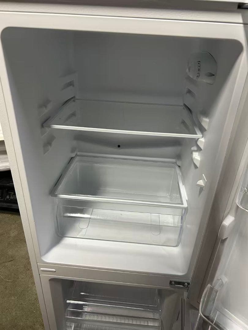 23年　ホワイト 2ドア冷蔵庫　1013