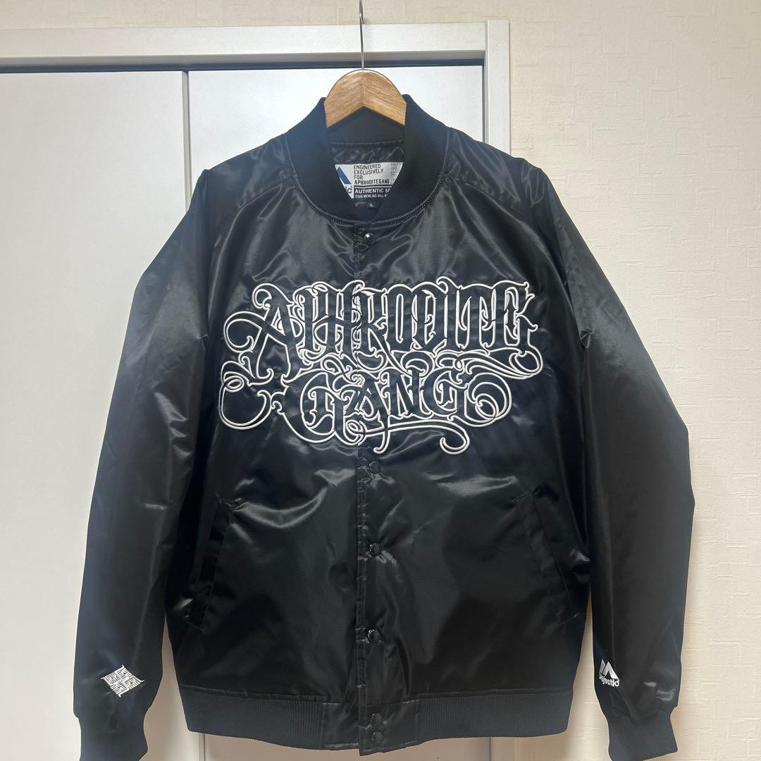 Aphrodite Gang ブラック スタジャン XL buds pool