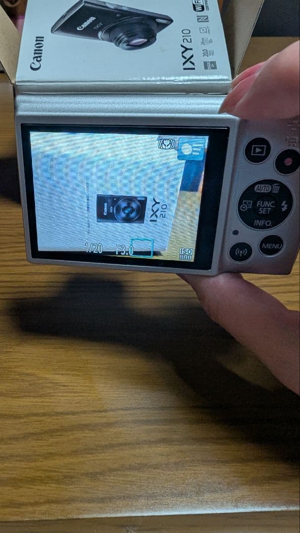 Canon IXY 210 デジタルカメラ