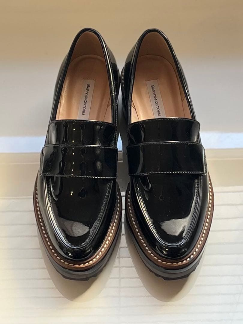 【超美品】BARNYARDSTORM エナメルウエッジローファー　サイズ36