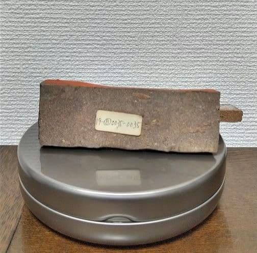 イラストレーター黒田征太郎さん陶器のオブジェ