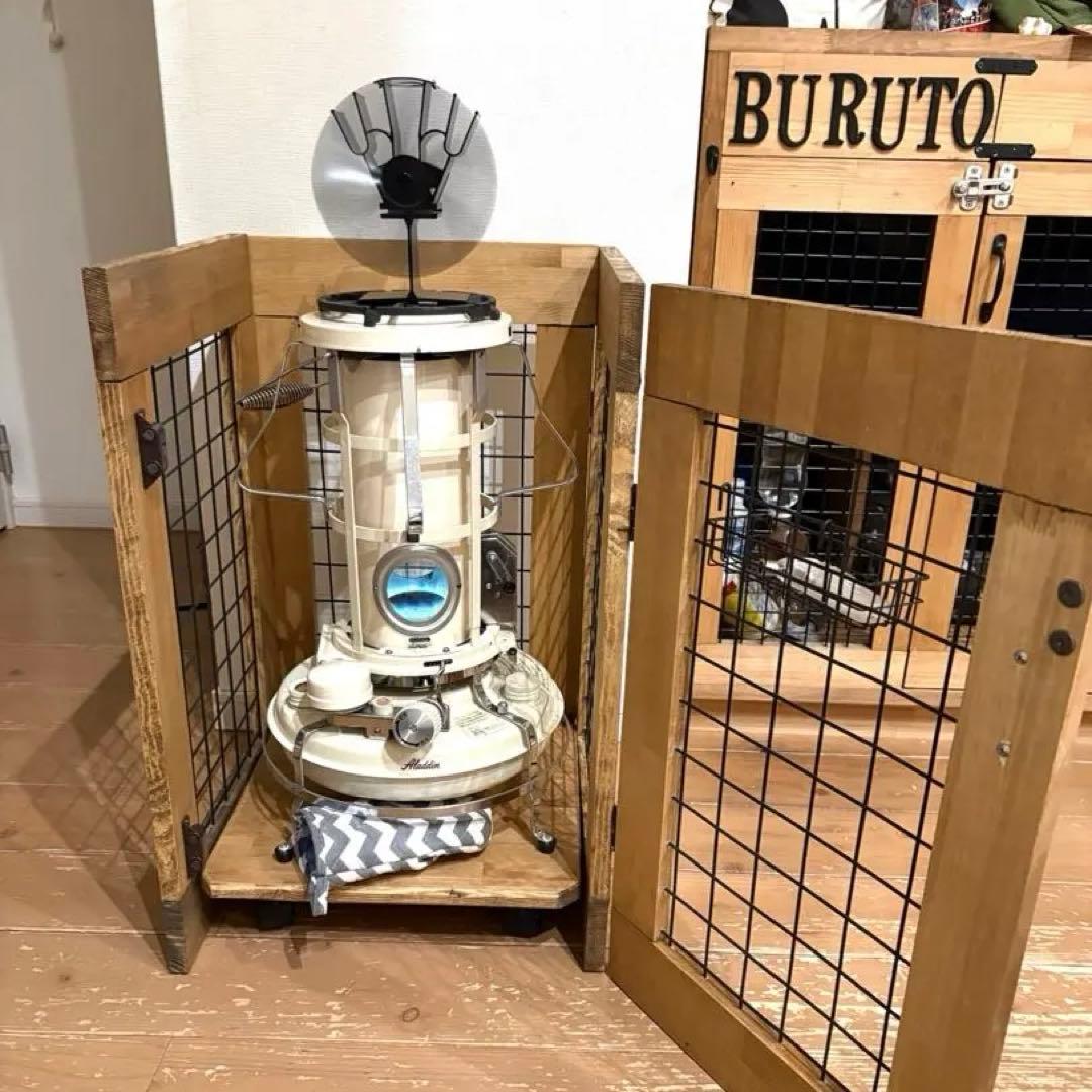 【オーダー品】ウッドガード&キャスター アラジンストーブにピッタリサイズ^_^