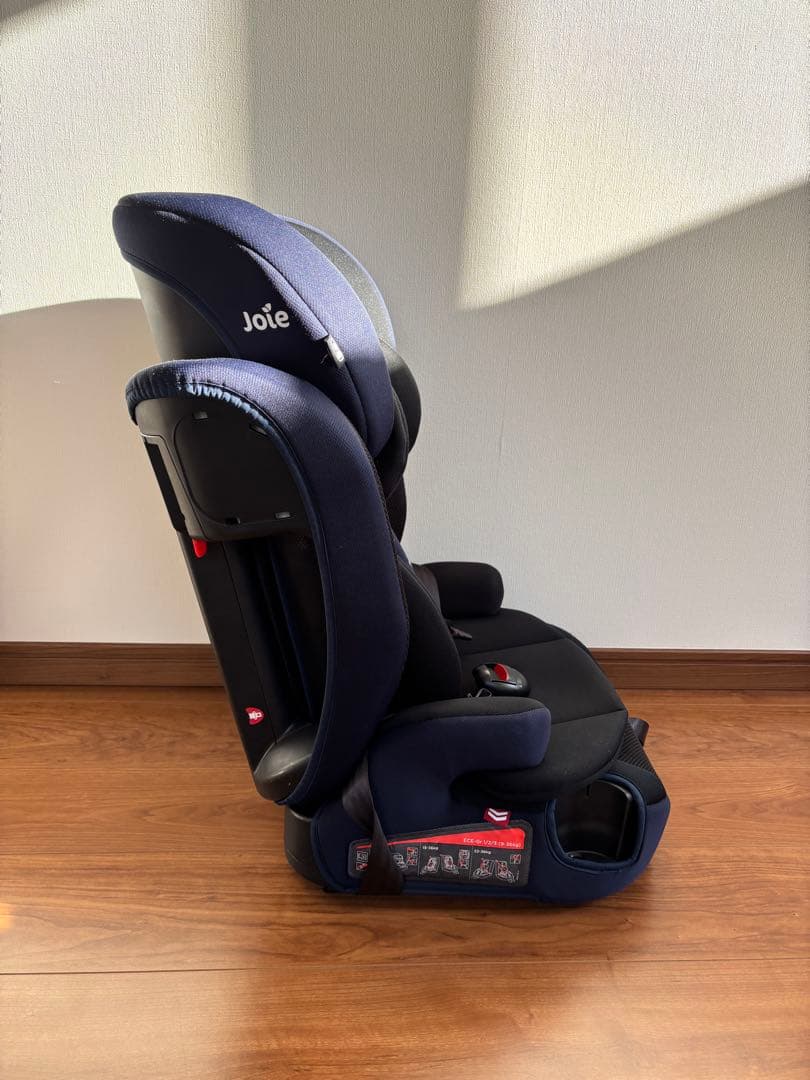 Joie ジュニアシート ネイビー