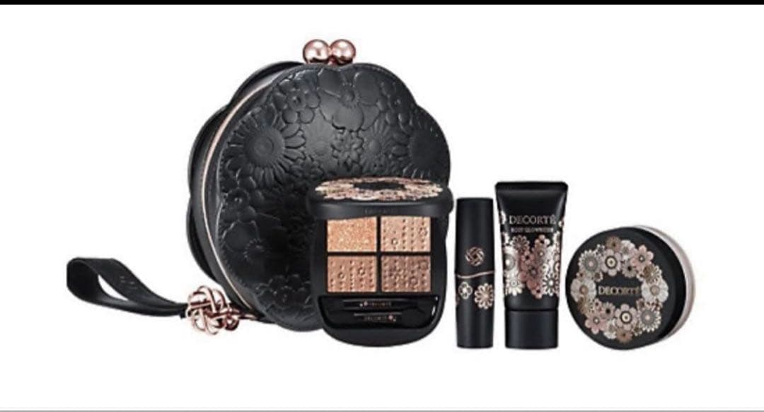 【新品未開封】コスメデコルテ　クリスマスコフレ　2025 ショッパー付き