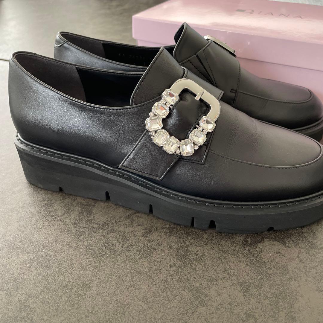 ダイアナDIANA ビジュー付きブラックローファー銀座正規店購入　新品