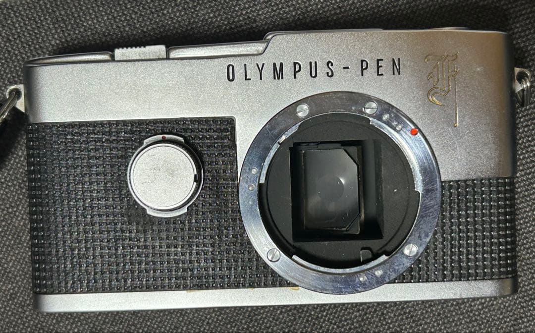 Olympus PEN フィルムカメラ F.Zuikoレンズ付き(動作未確認)