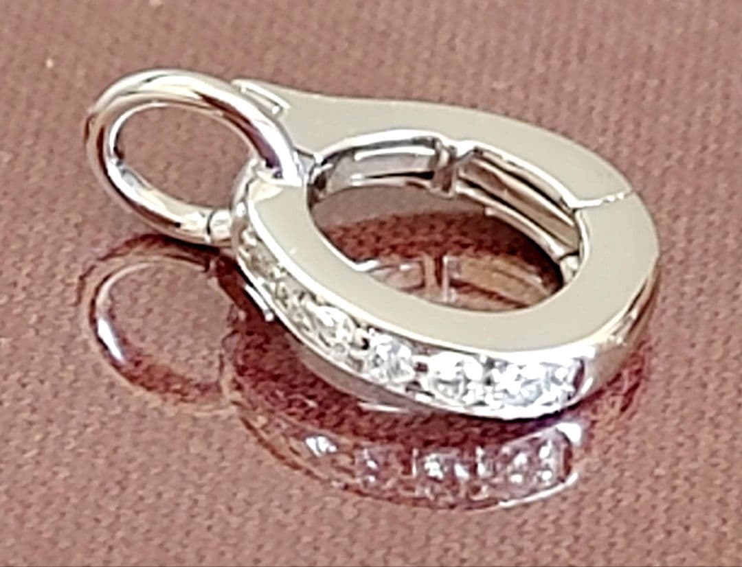 ☆新品未使用☆K18WG&天然ダイヤモンド マルチバチカン チャーム gstv