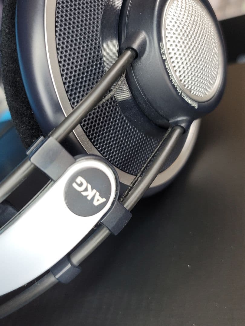 【美品】AKG K702