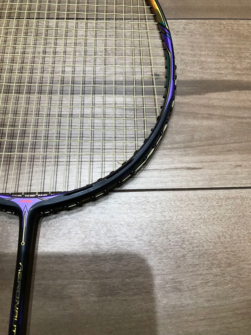 リーニン エアロナットAERONAUT 9000i バドミントンラケット