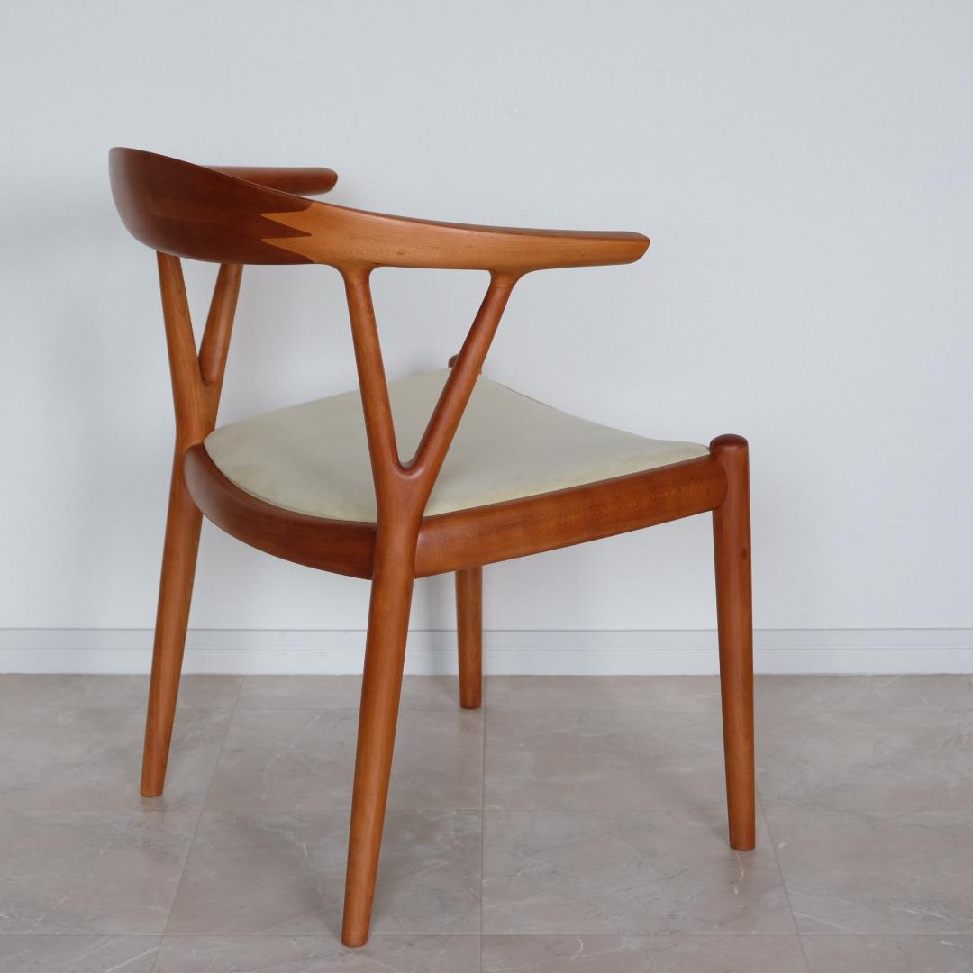 k*2様 【美品｜メンテ済み】Vチェア　家具蔵（KAGURA）　チェリー材②