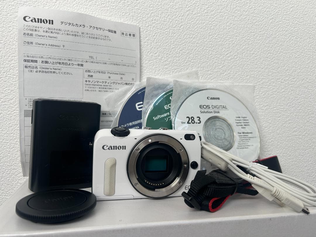 「美品」Canon EOS M2 ホワイト　ミラーレス一眼　コンパクトカメラ