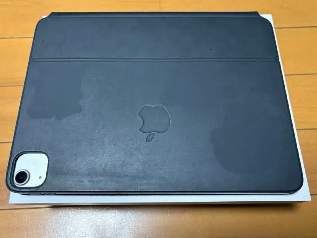iPad air 第4世代 + Magic Keyboard 付き