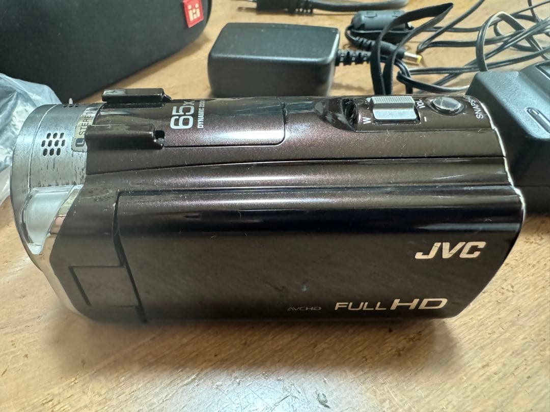 GZ-E765-T　ビデオカメラ　JVC　ハイビジョンメモリームービー