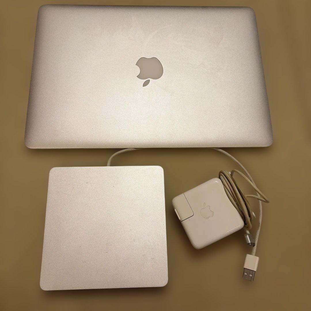MacBook Air 13インチ Mid 2012 +純正DVDドライブ
