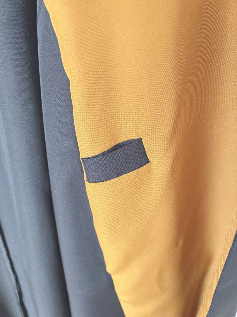 ハリー・ポッター グリフィンドール　ハッフルパフ　ローブ　Sサイズ