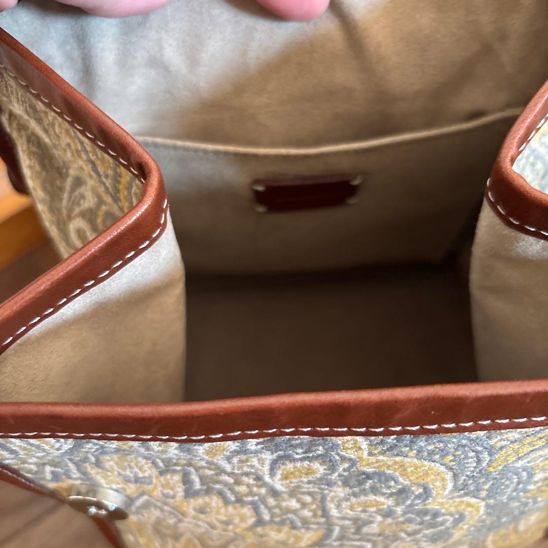 美品 Avacation lunch(アバケーション ランチ)バッグ