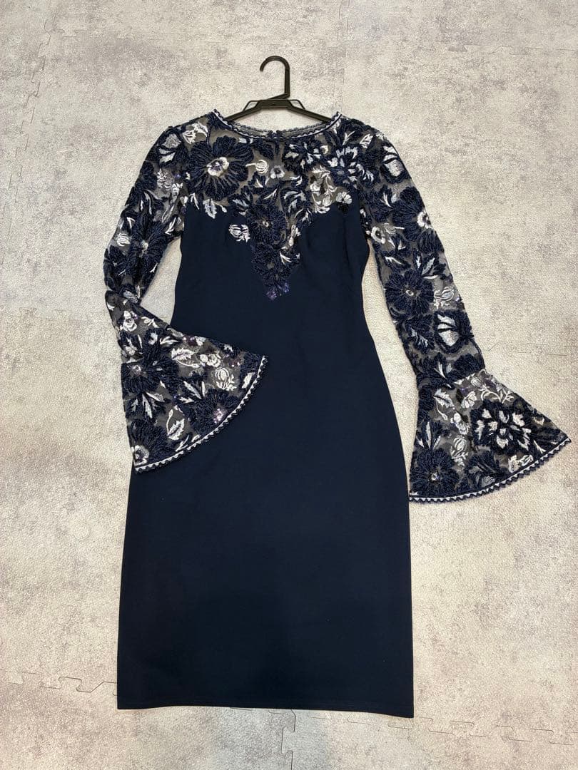 【未使用タグ付】TADASHI SHOJI レースワンピース ネイビー サイズ2