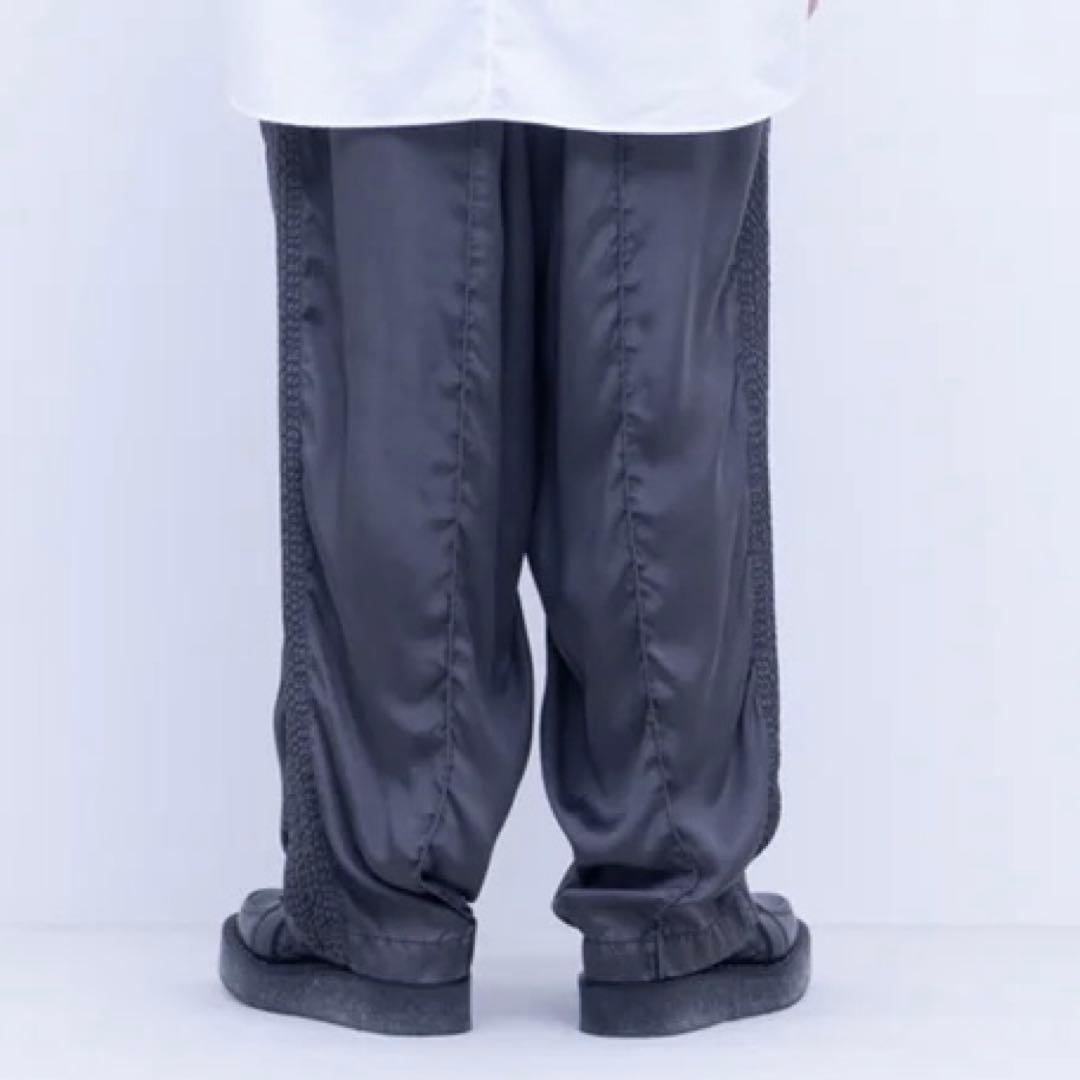 みいさんFIRMUM トラックパンツ　チャコールグレー