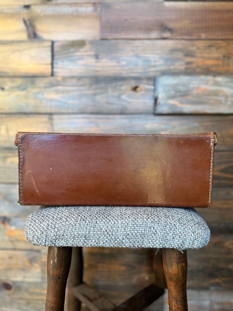 イギリス製　小型レザートランク