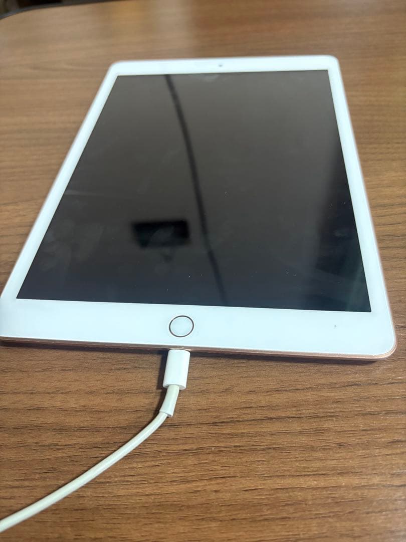 Apple iPad 第7世代 ゴールド 本体のみ