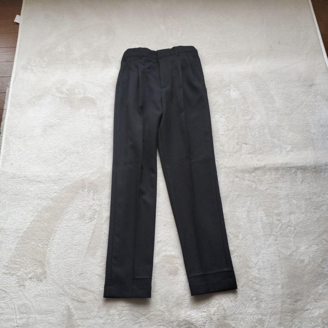 ヒロミチナカノ卒服女の子パンツスーツ　ブラック　ボウタイ　リボン　ブローチセット