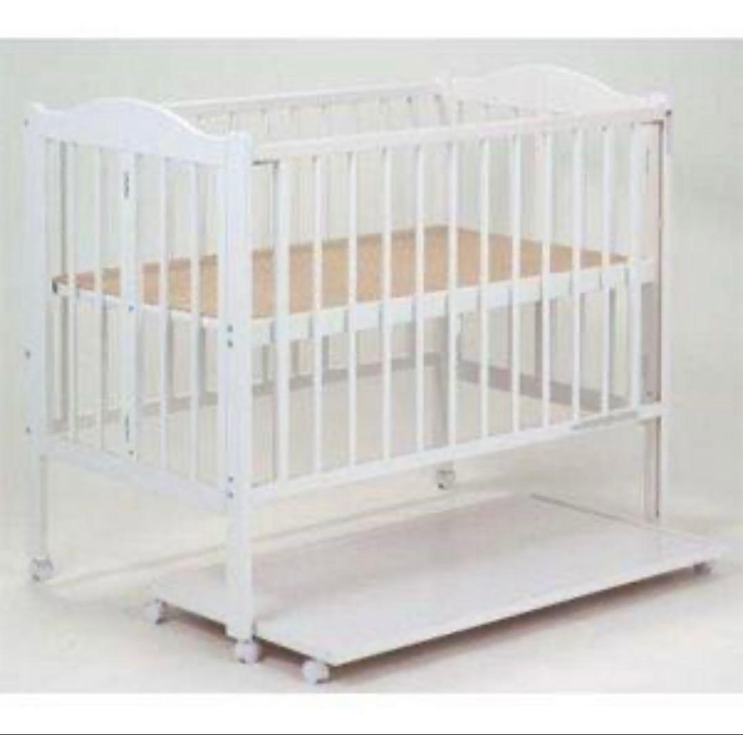 スリーピー木製ベビーベッド✳︎