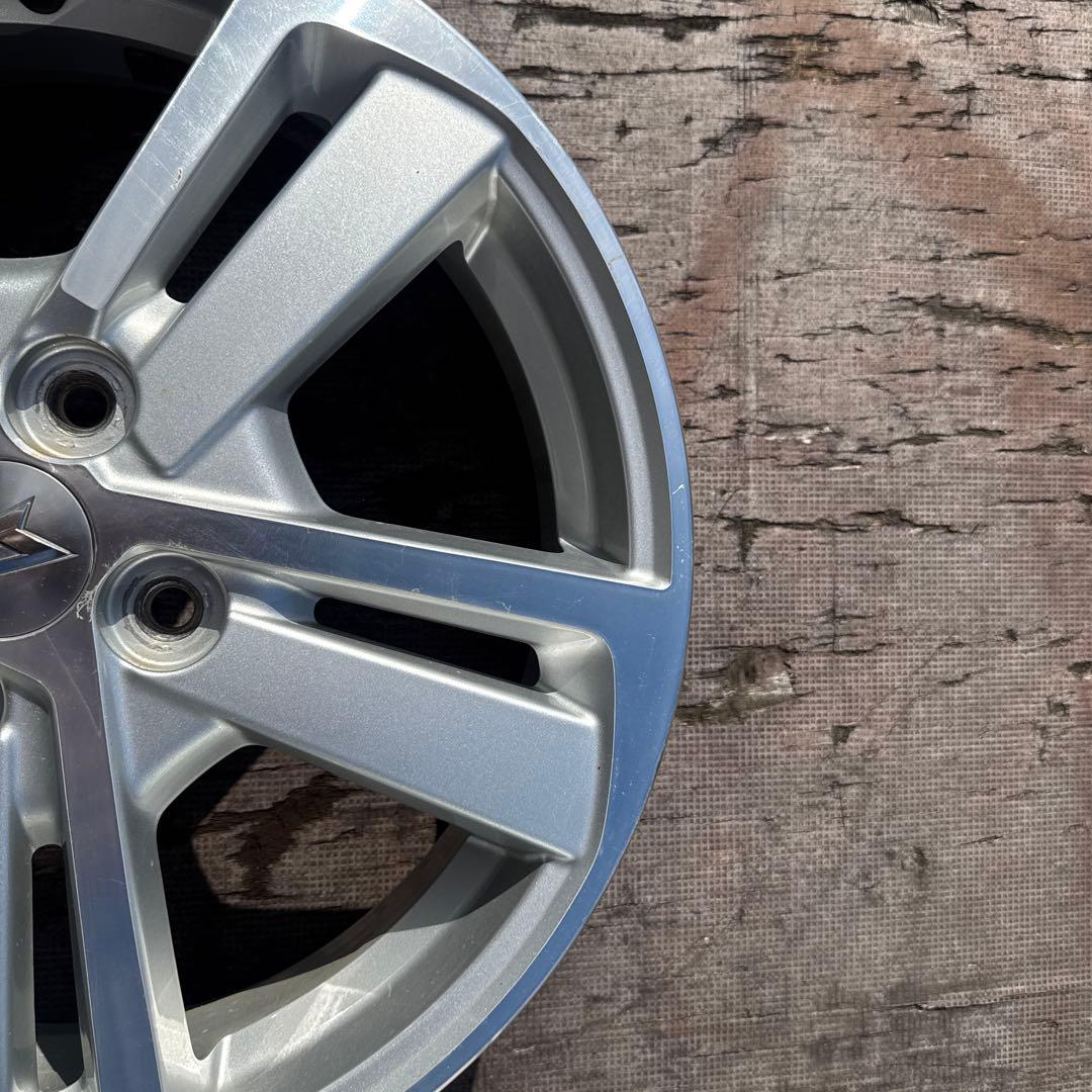 ダイハツ純正ホイール　16インチ