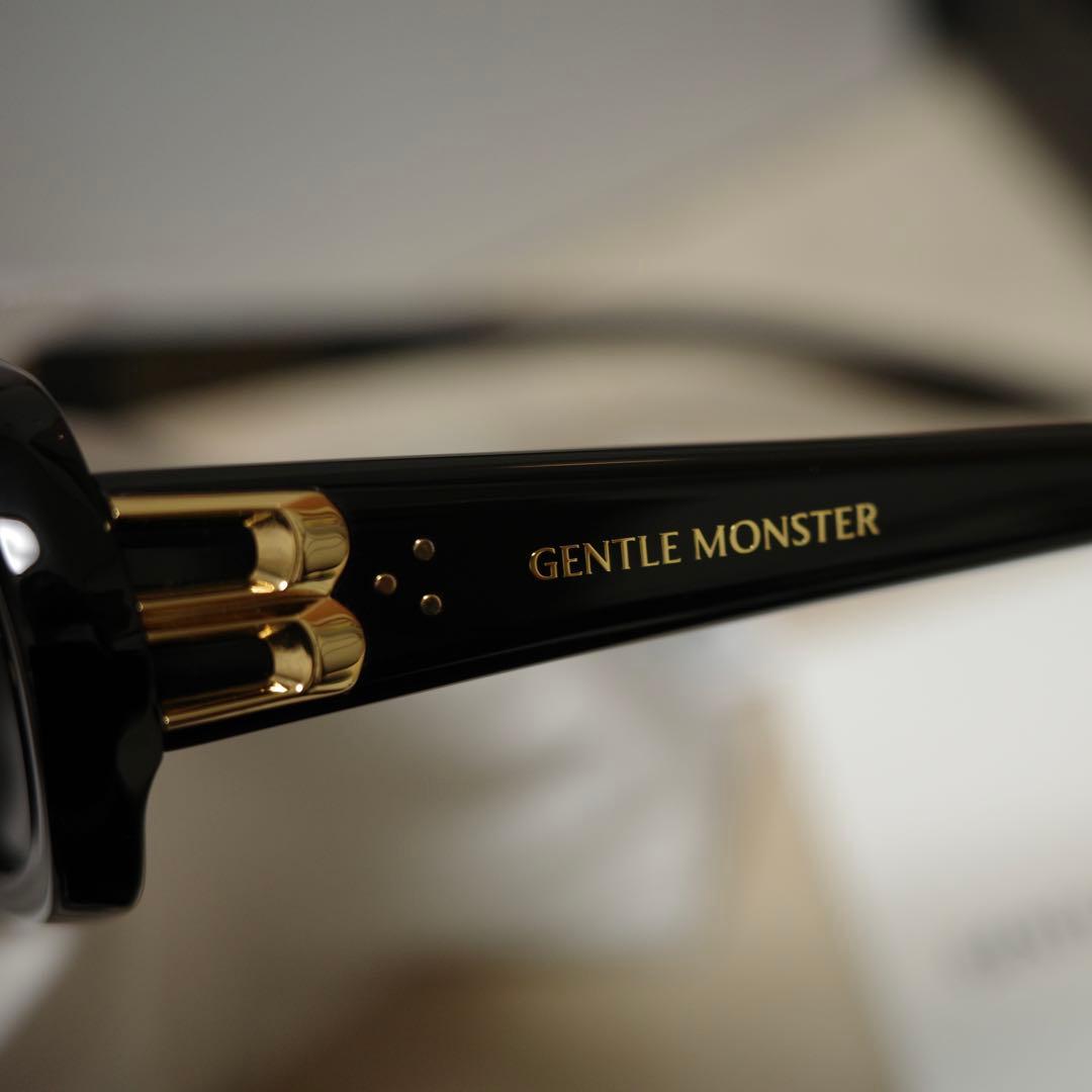 小物 GENTLE MONSTER Ninishe 01