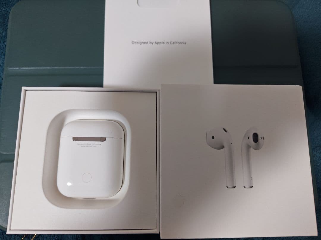 AirPods本体 ホワイト 充電コード付き