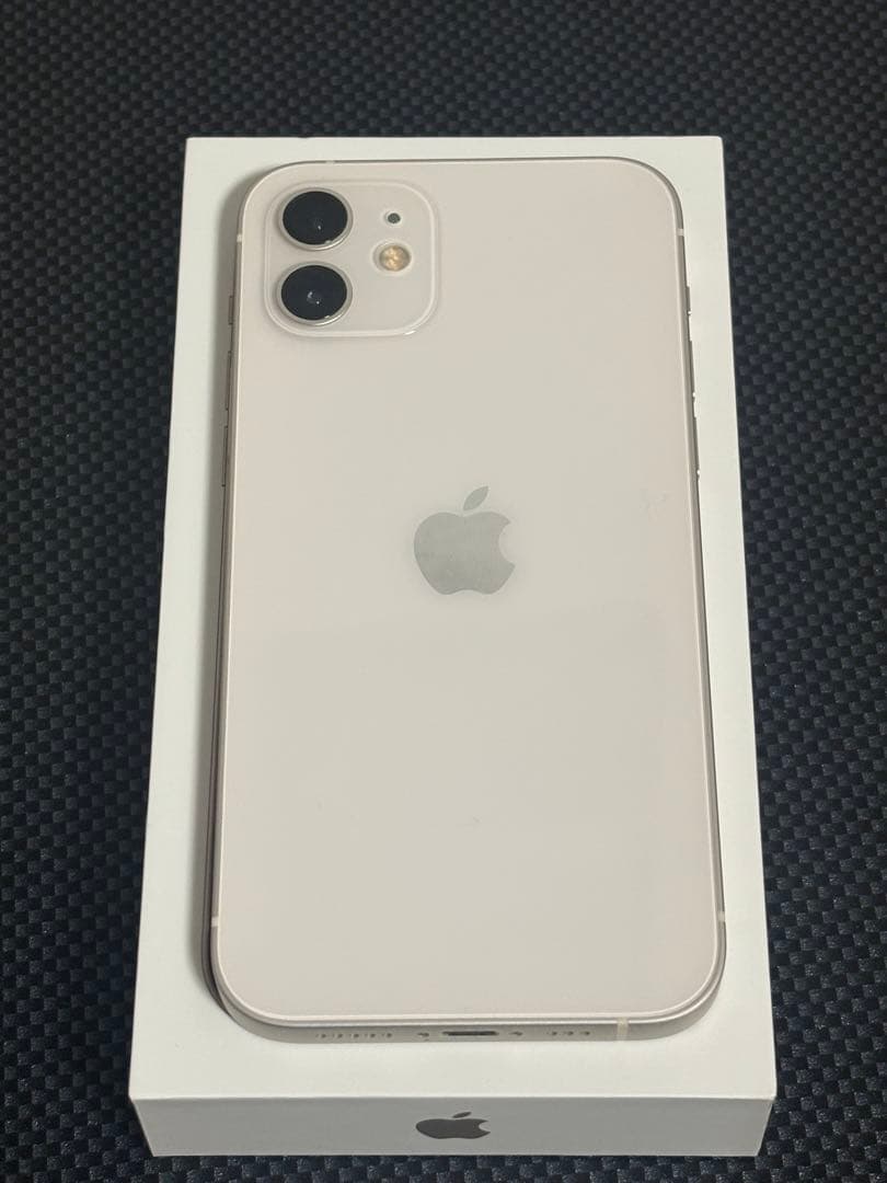 iPhone 12 ホワイト 本体　ジャンク品