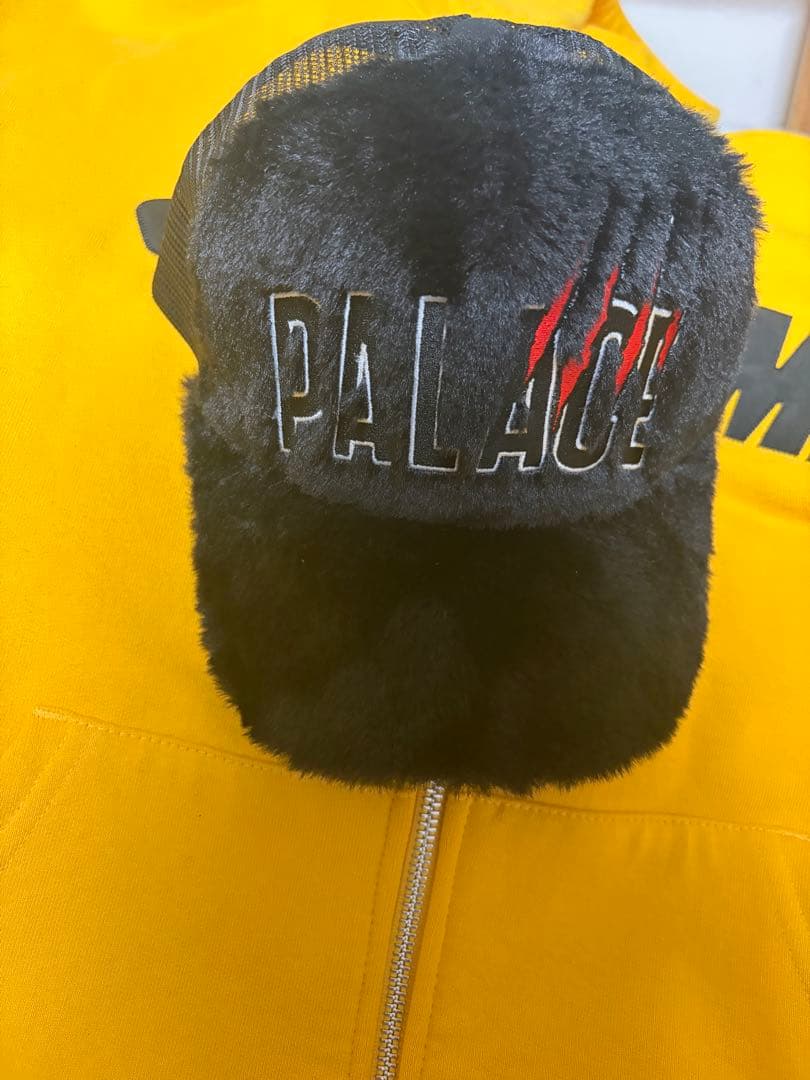 帽子 PALACE CLAW FURRY TRUCKER