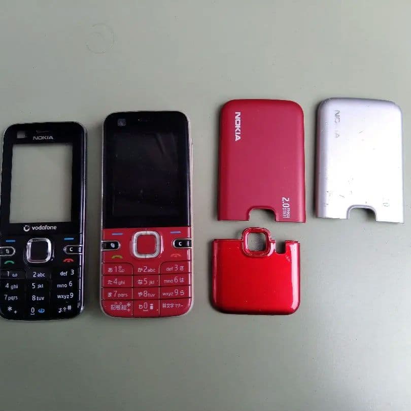 ＮＴＴドコモ ノキア NM706i 稼働品 本体 （充電器／取扱説明書／ＣＤ付）