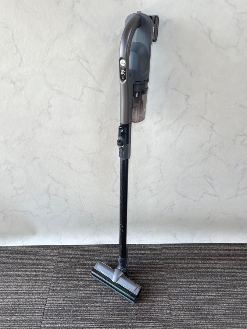 901 東芝 コードレス スティック型掃除機 クリーナー ストームグレー 高年式