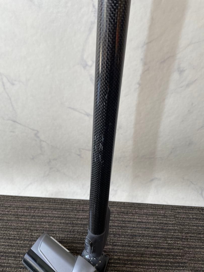 901 東芝 コードレス スティック型掃除機 クリーナー ストームグレー 高年式