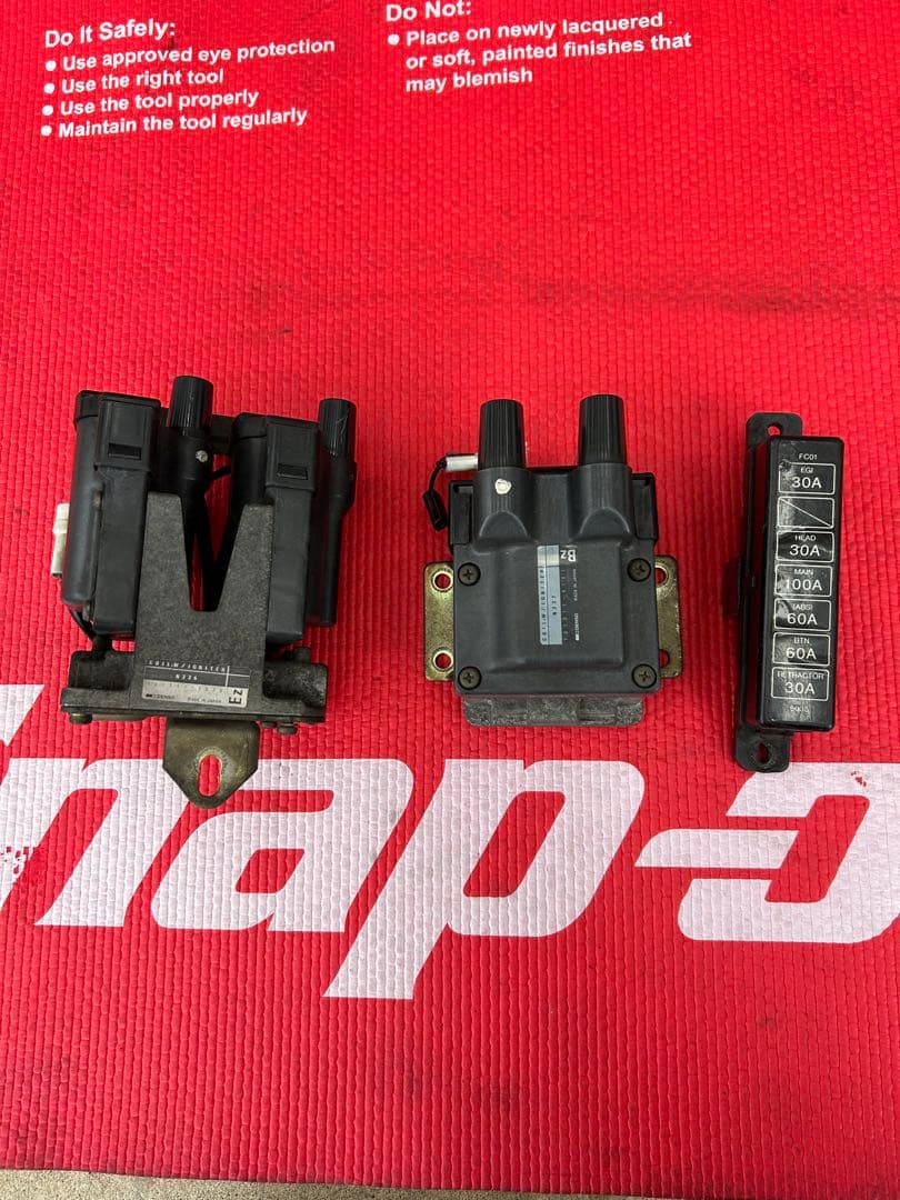 RX7 FC3Sトレーディング.リーディングイグニッションコイルヒューズボックス