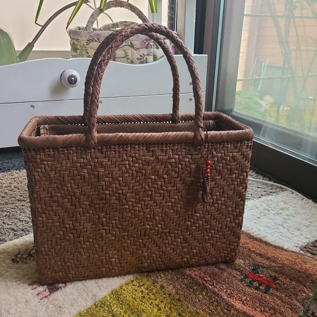 あやこ品　新品未使用　葡萄つる　山葡萄籠バッグ　天然素材 国産