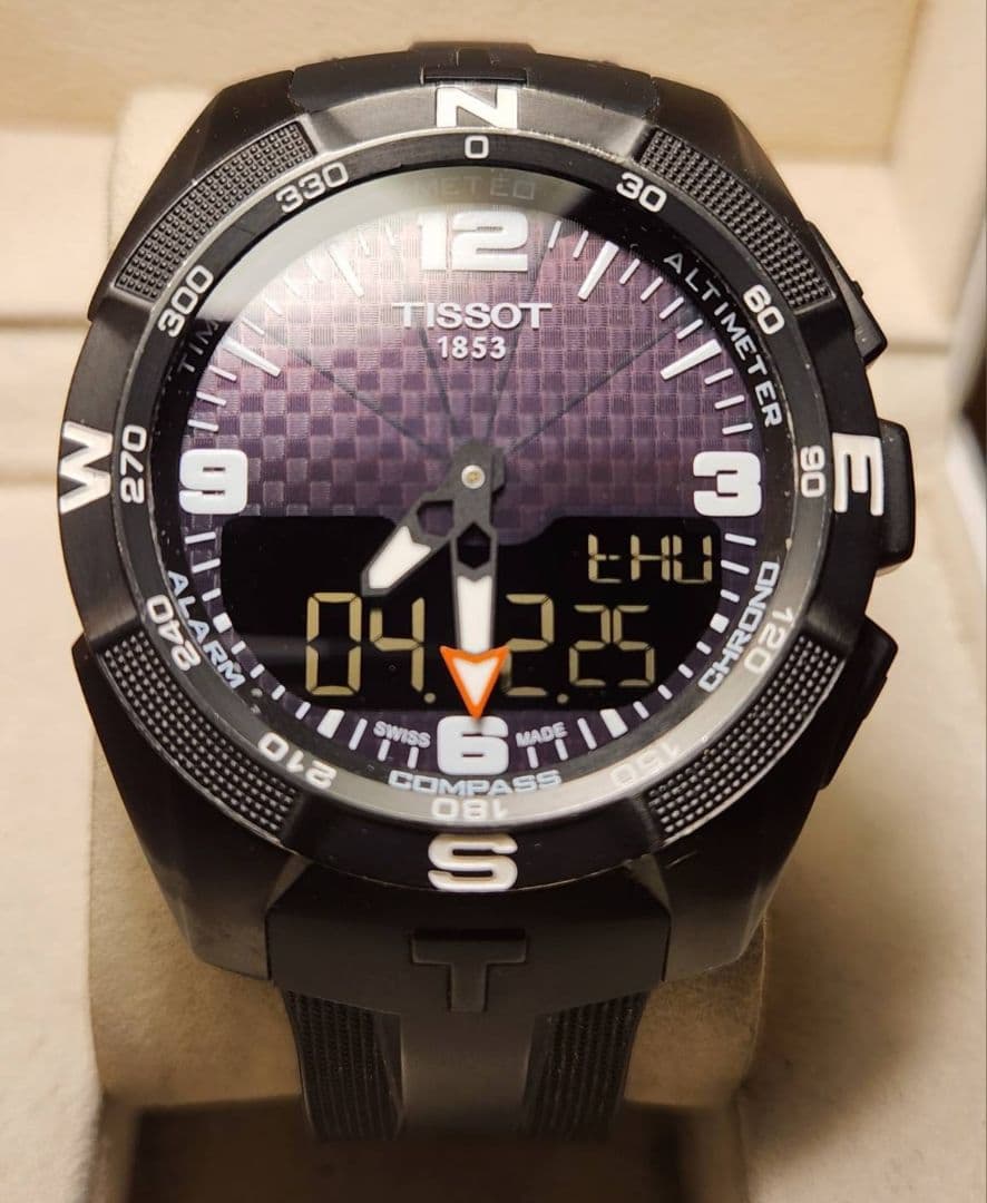 チタン製　TISSOT ティソ T-Touch solar Titanium