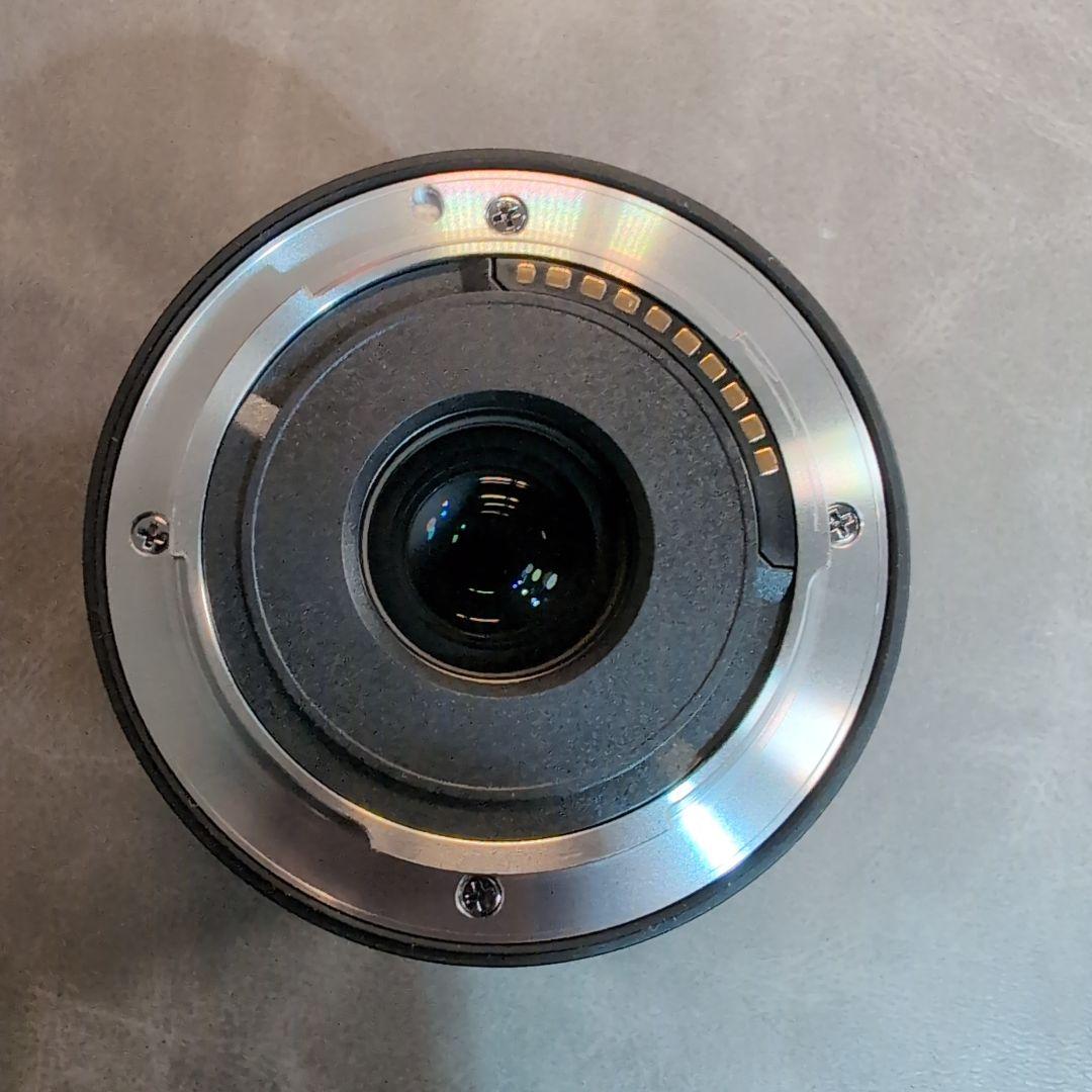 【極美品】SONY E 11mm F1.8 レンズ　 保護フィルター付