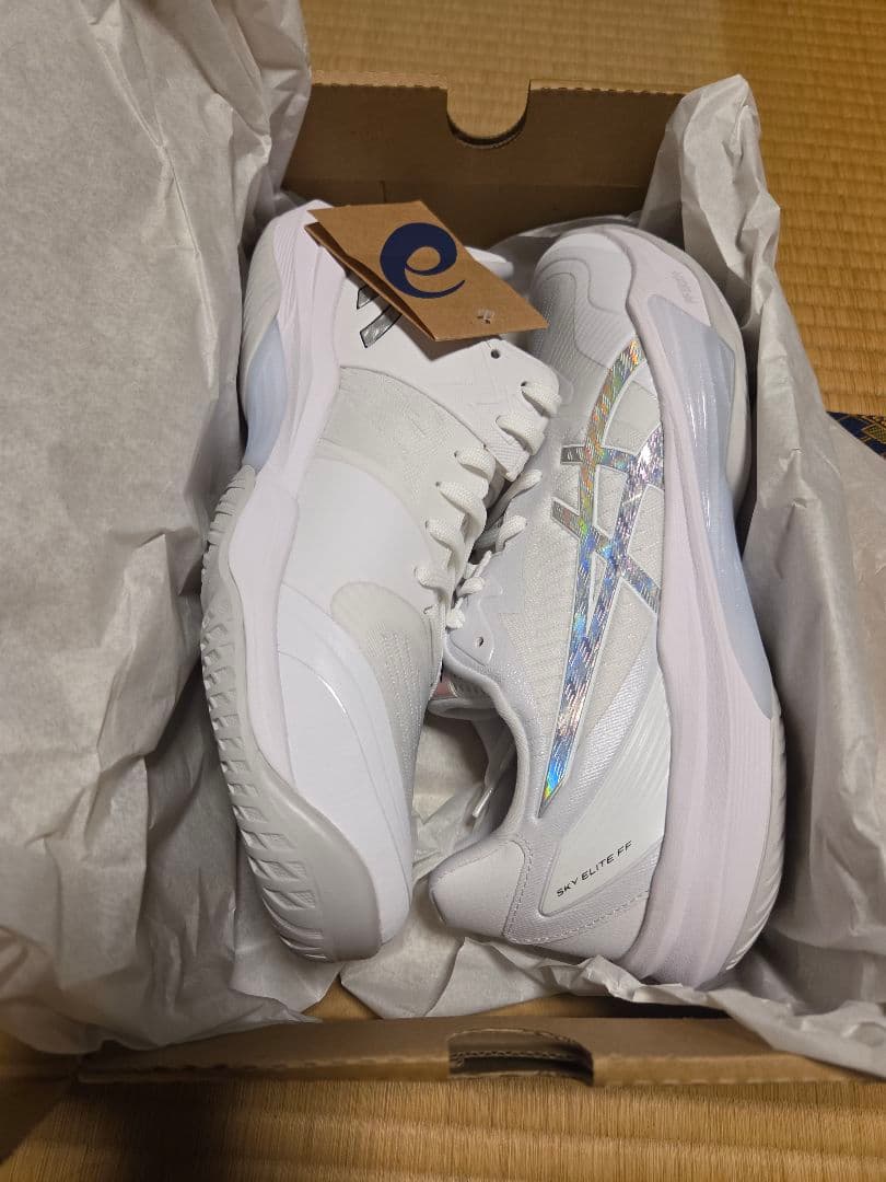 限定品　アシックス　バレーボールシューズ　スカイエリートFF 3